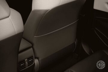 Toyota Corolla Altis Premium 1.8 AT Hybrid 2023 (9)