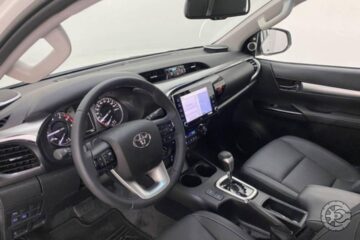 Toyota Hilux SRX Limited D4-D 2.8TDi 4x4 CD AT 2023 (6)