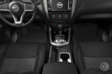 Nissan Frontier Attack 2.3 Turbo 4x4 AT 2023 (7)