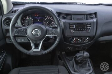 Nissan Frontier S 2.3 Turbo 4x4 2023 (7)