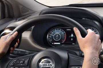 Nissan Versa Sense 1.6 AT 2023 (9)