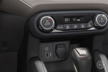 Nissan Versa Sense 1.6 AT 2023 (10)