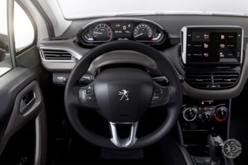 Peugeot 2008 Allure1.6 AT 2023 (6)