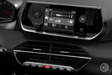 Peugeot 208 Like 1.0 2023 (11)