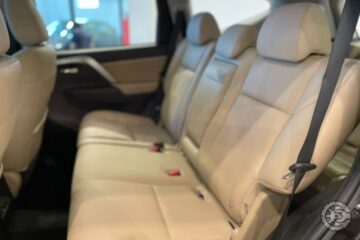 Mitsubishi Pajero Sport HPE-S 2.4 Turbo 4x4 2023 (12)