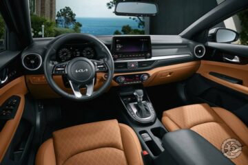 Kia Cerato EX 2.0 2023 (4)