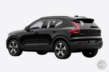 Volvo XC40 Recharge Plus 2023 (3)